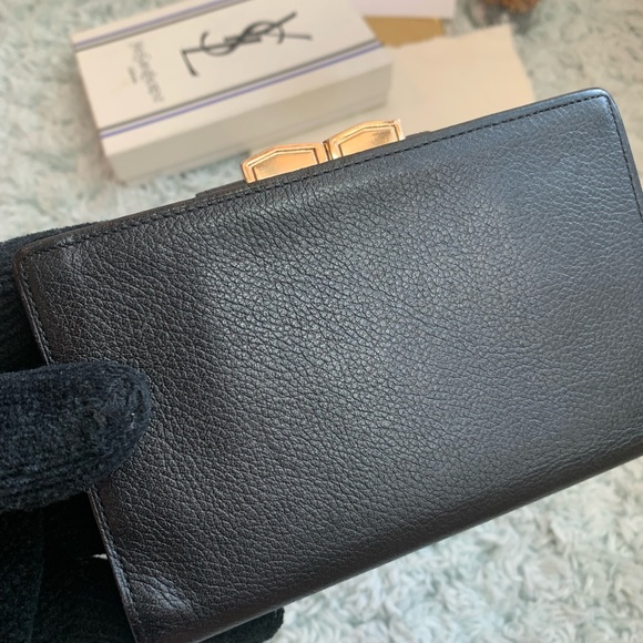 YSL Kisslock Wallet - Picture 10 of 12